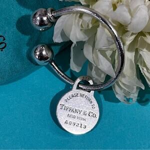 Tiffany & Co Return To Sender 925 Sterling Round Tag Monogramed K Keyring A09213